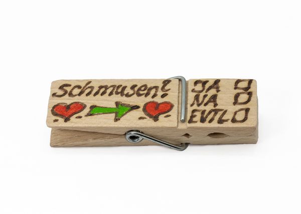 Glubbal mit Aufschrift "Schmusen?"